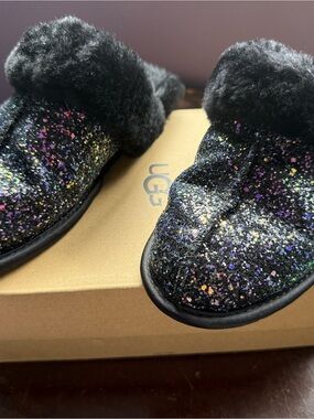 UGG SCUFFETTE II COSMOS BLACK